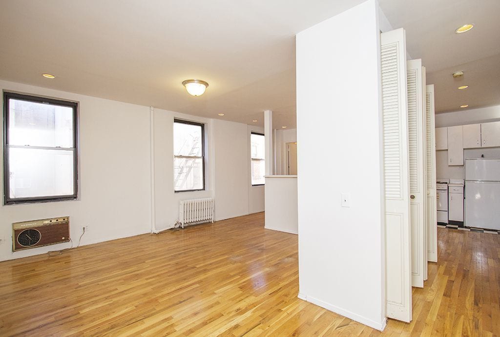 301 East 89th Street