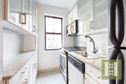 231 East 76th Street