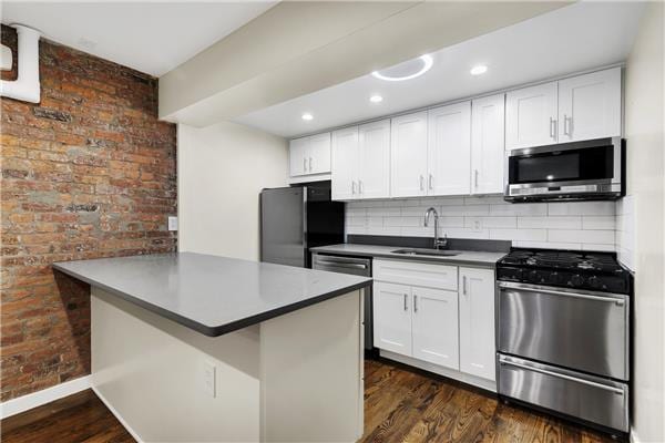 336 East 81st Street