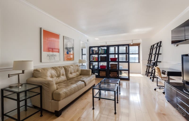 305 East 40th Street