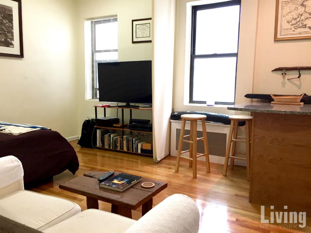 152 East 35th Street
