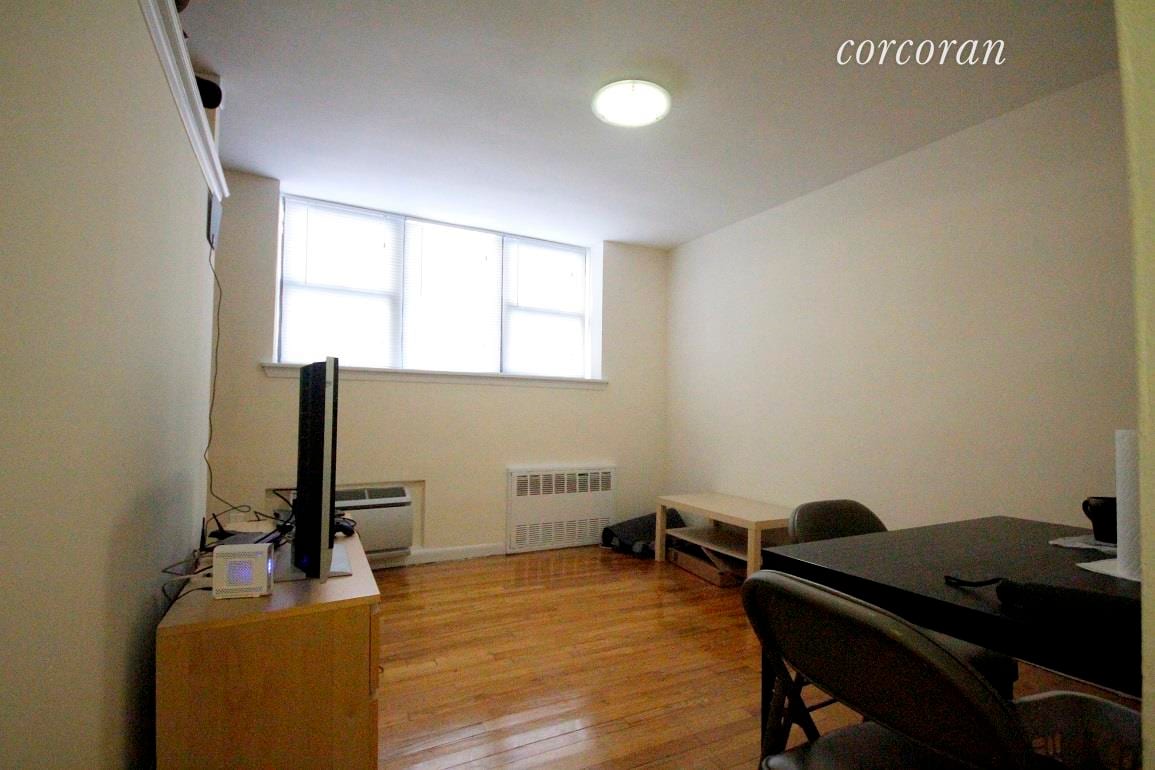 238 East 36th Street