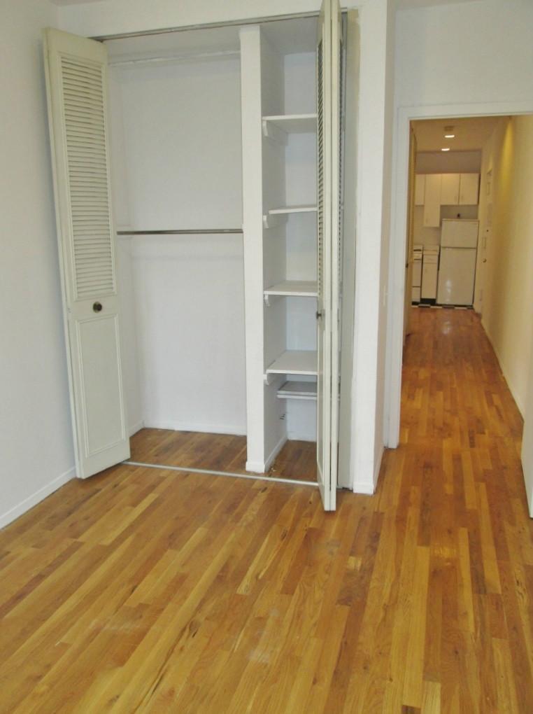 301 East 89th Street