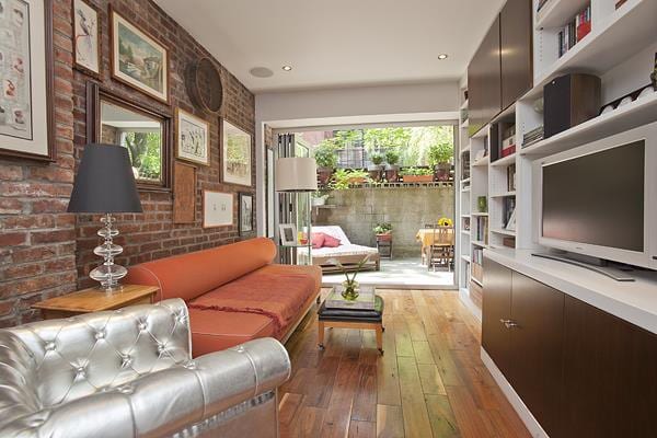 46 West 71st Street