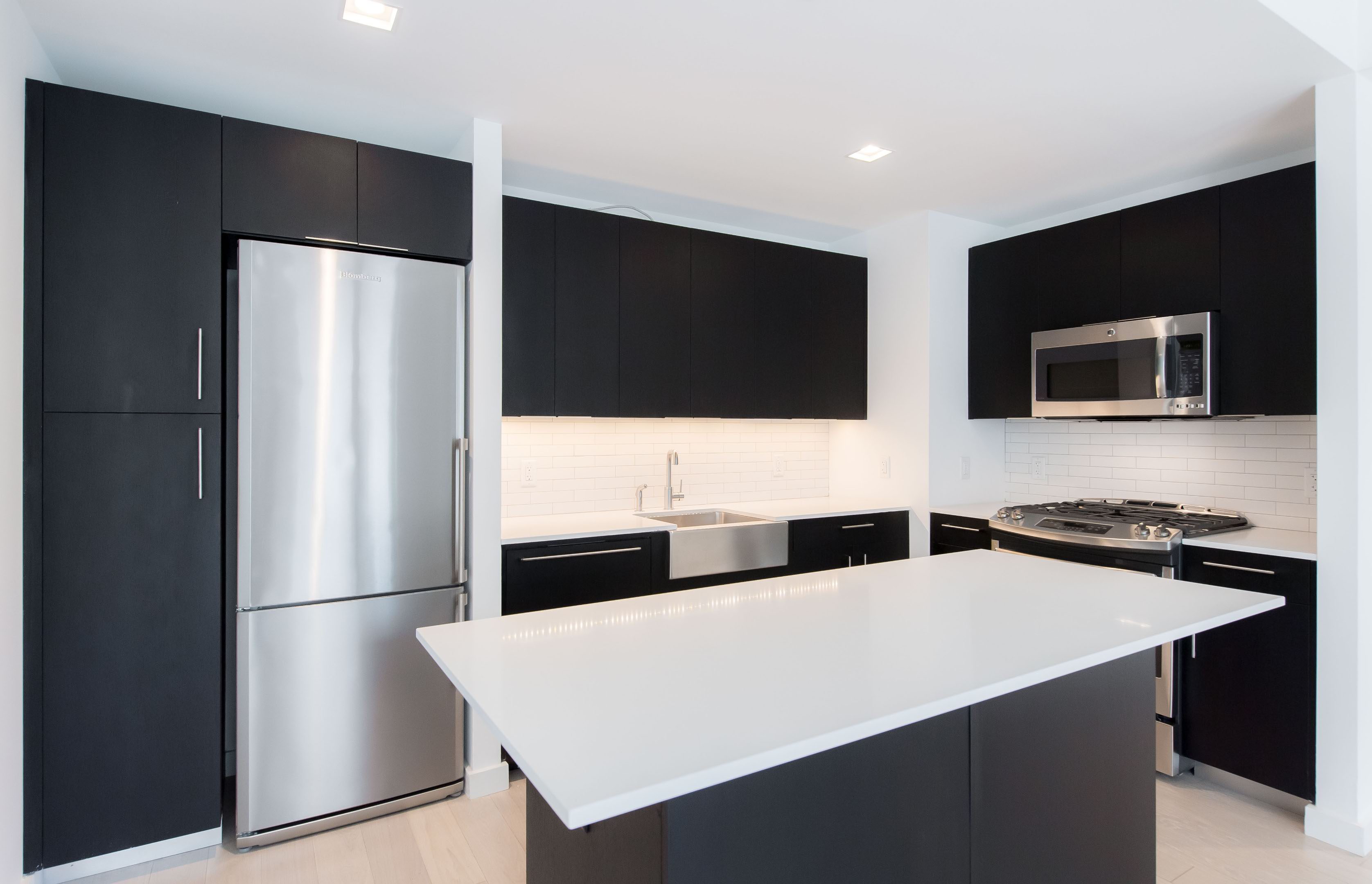 535 West 43 Street