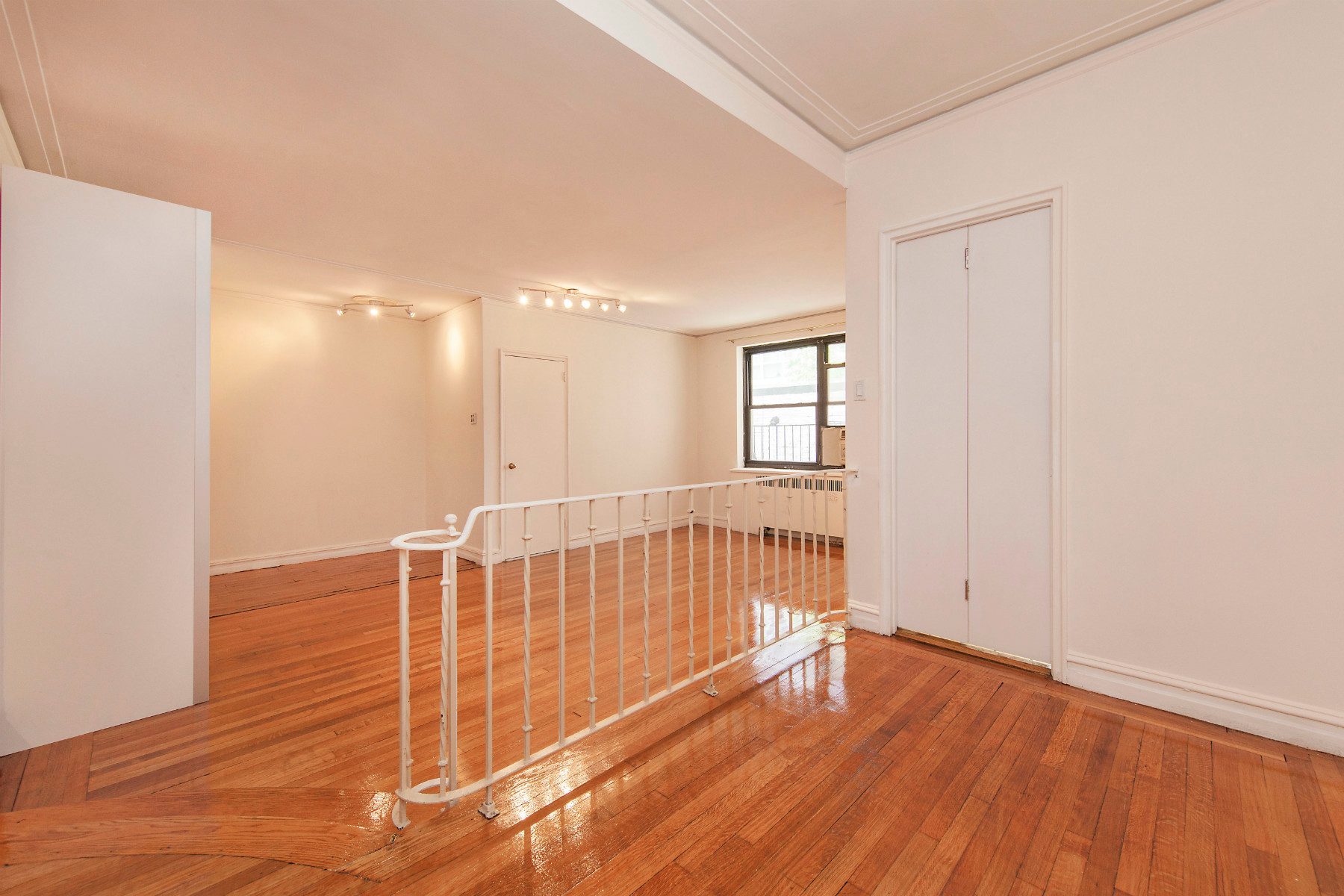 222 East 35th Street