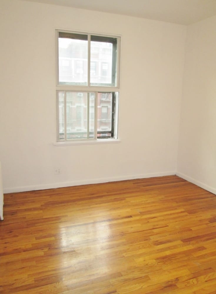 301 East 89th Street