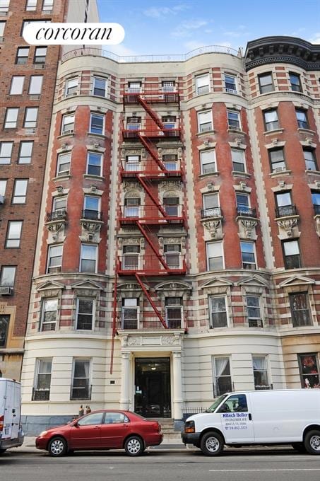 446 Central Park West