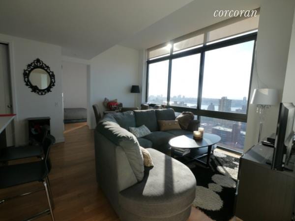 808 Columbus Avenue