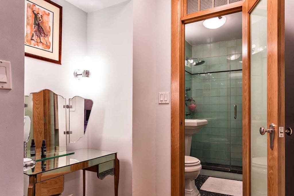 123 East 37th Street