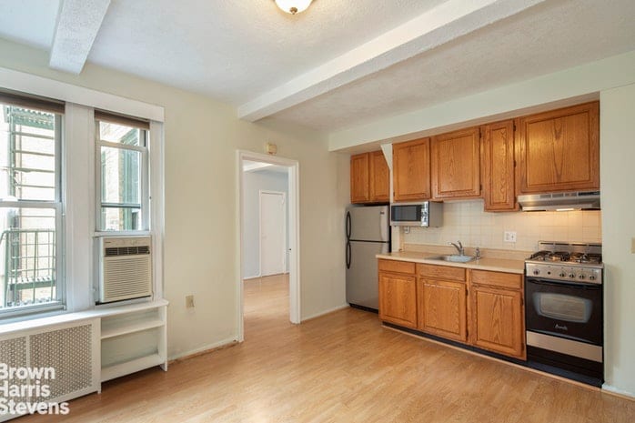 325 West 45th Street
