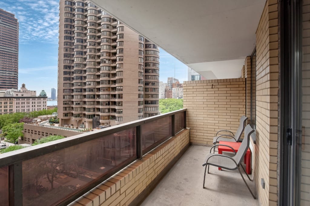 311 East 38th Street