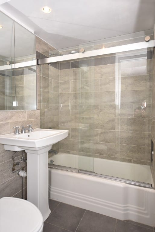 210 East 36th Street
