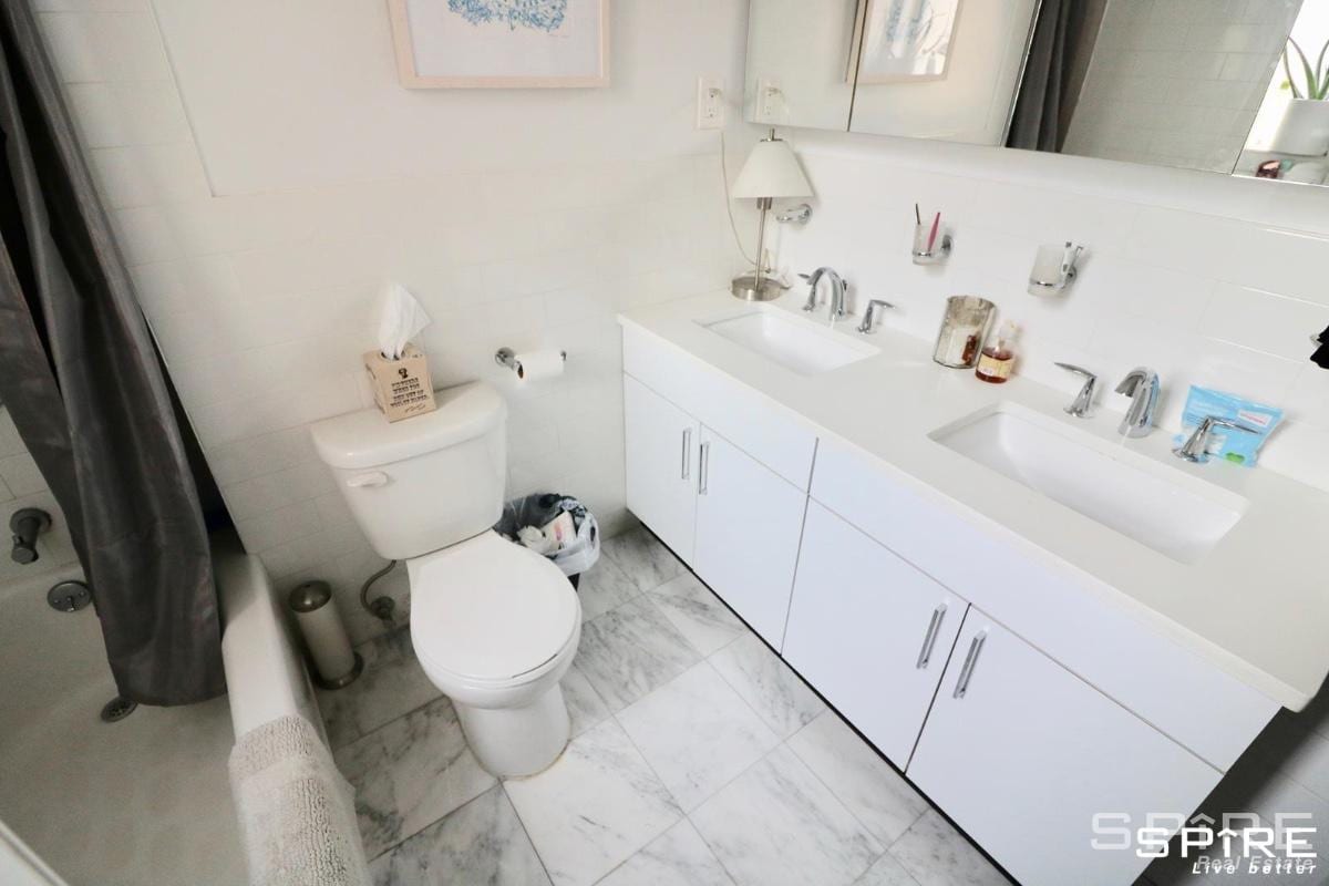 166 West 72nd Street