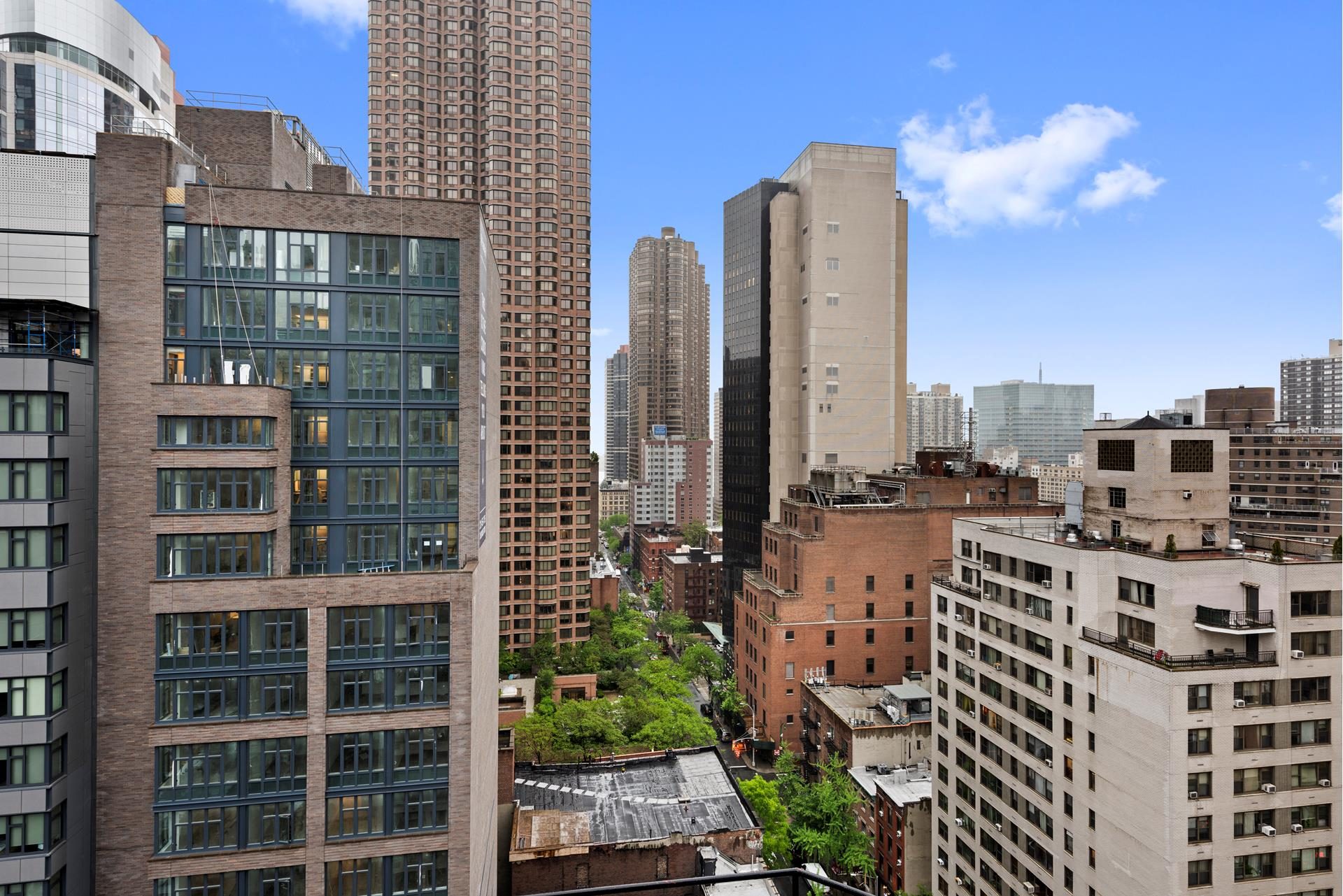 155 East 38th Street