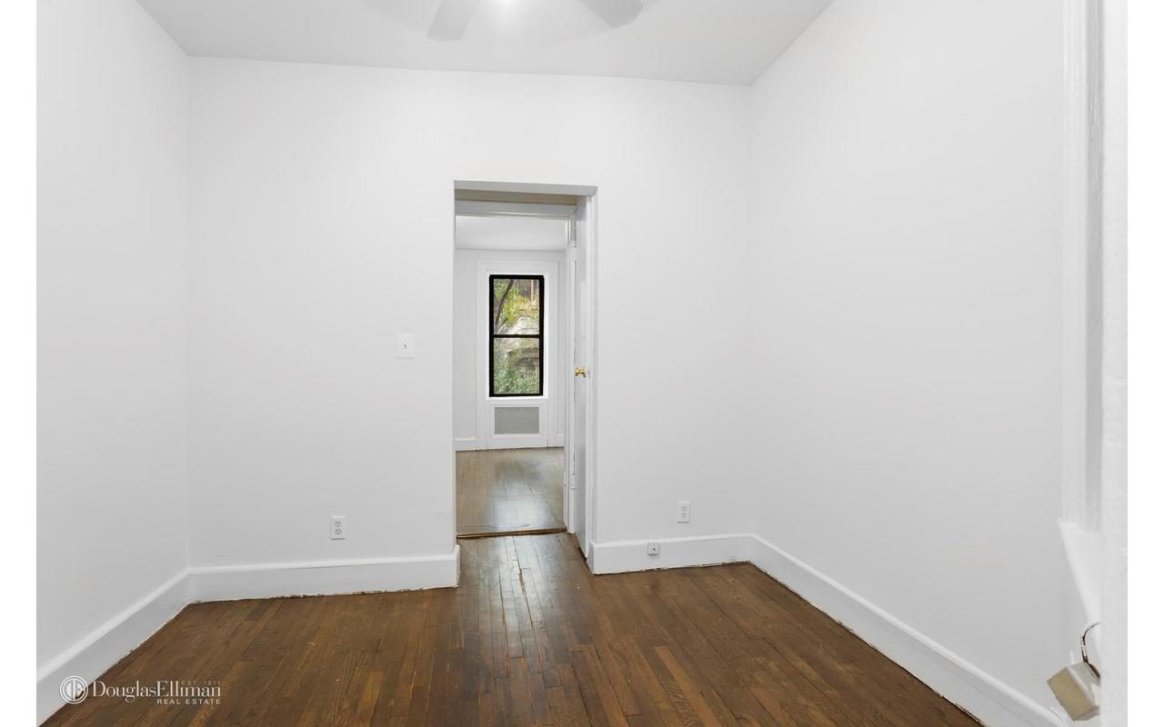 243 East 39th Street