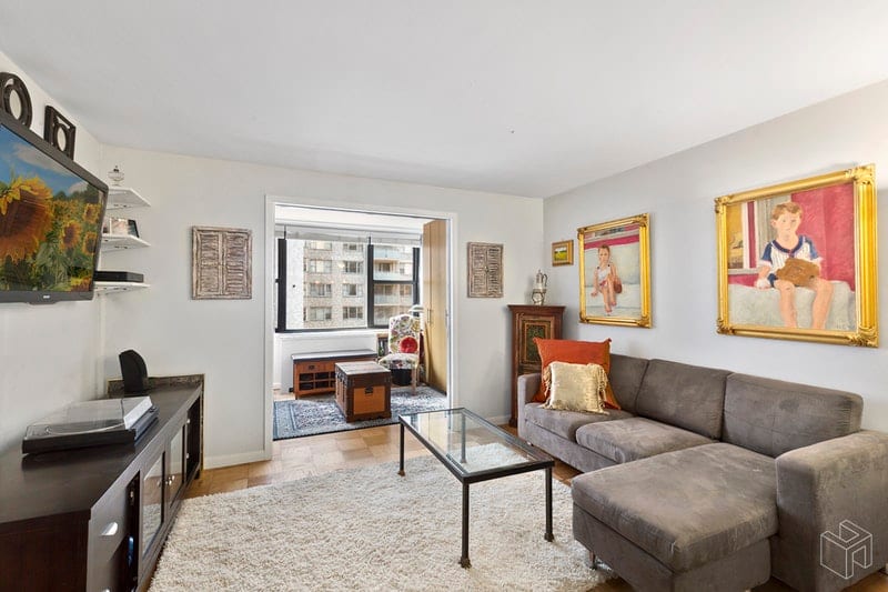 305 East 40th Street