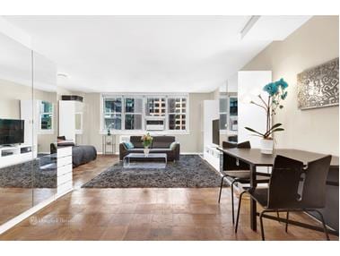 240 East 35th Street