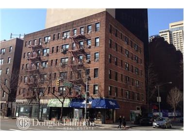 242 East 38th Street