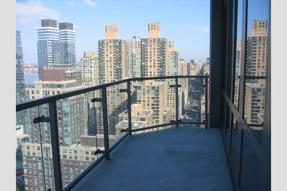 10 West End Avenue