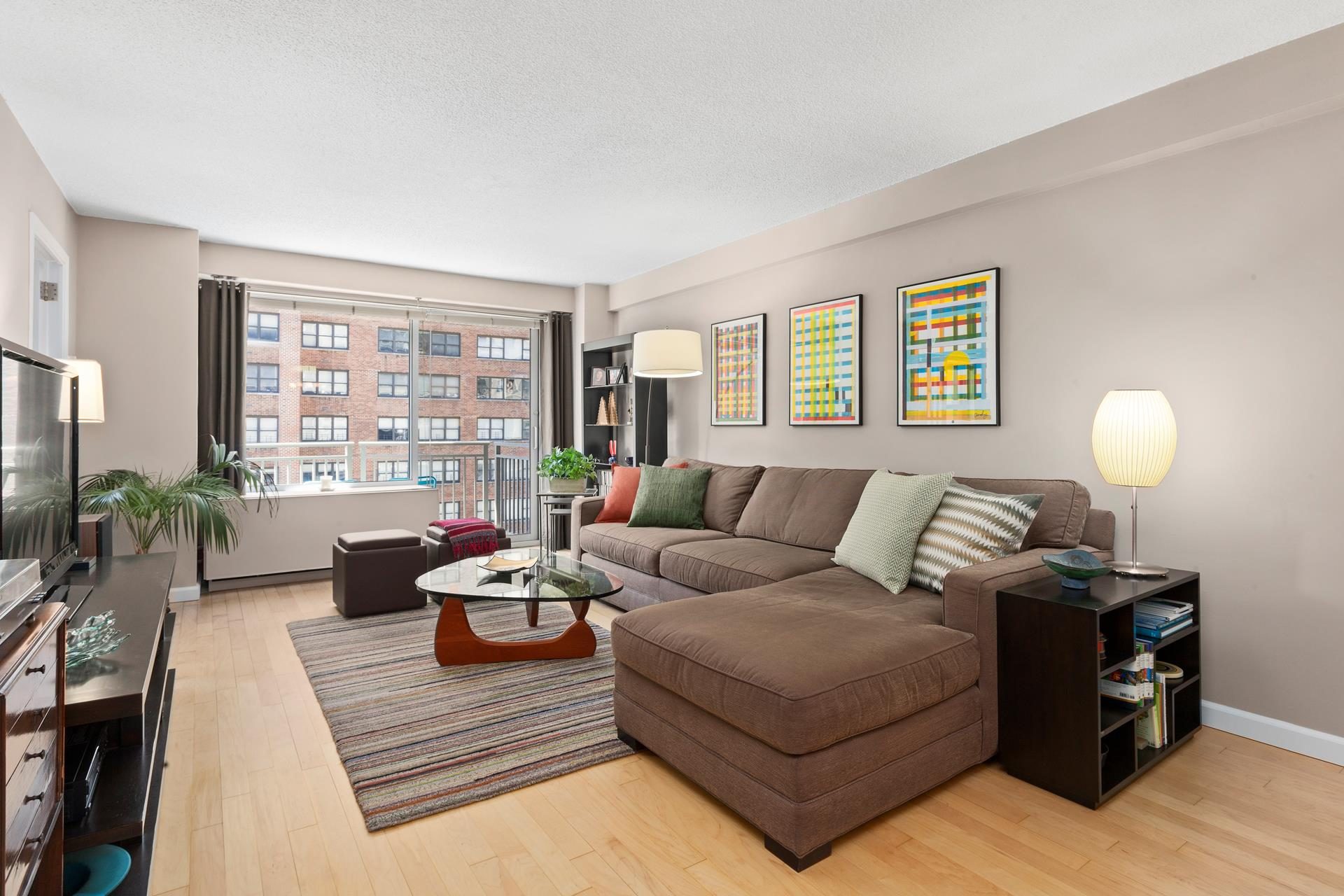 132 East 35th Street