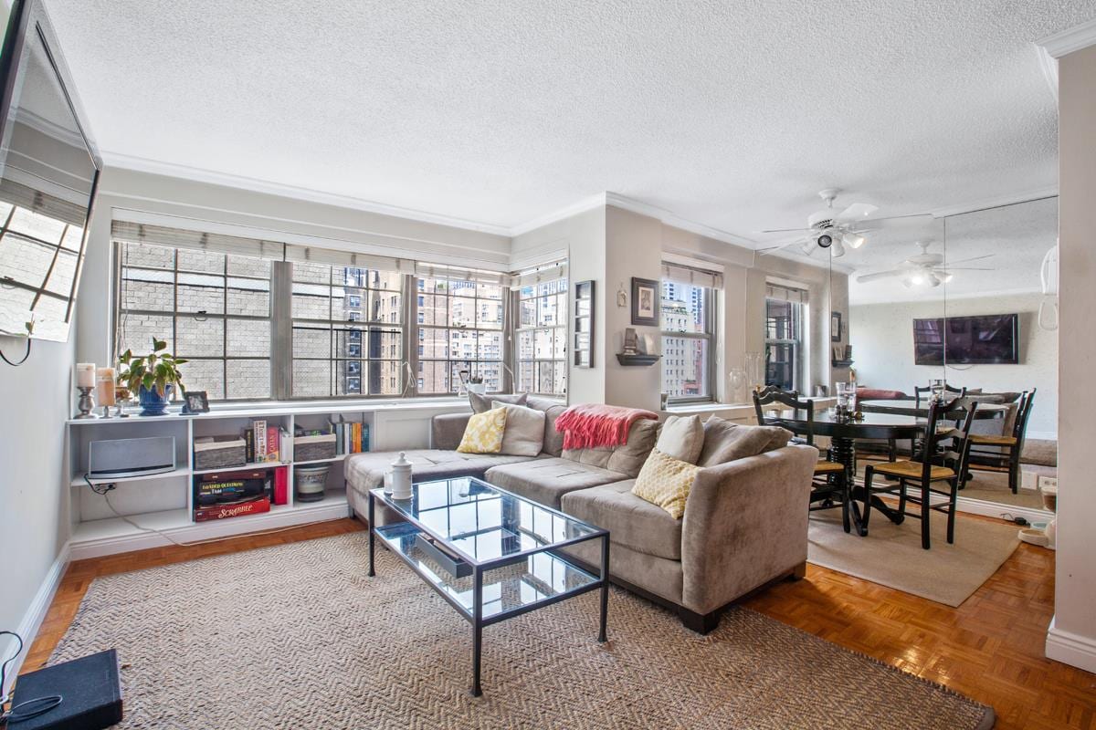 132 East 35th Street