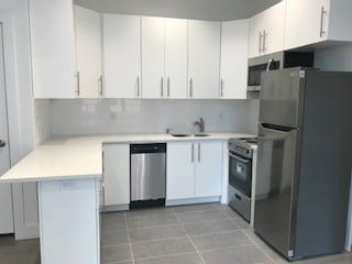 218 East 36th Street