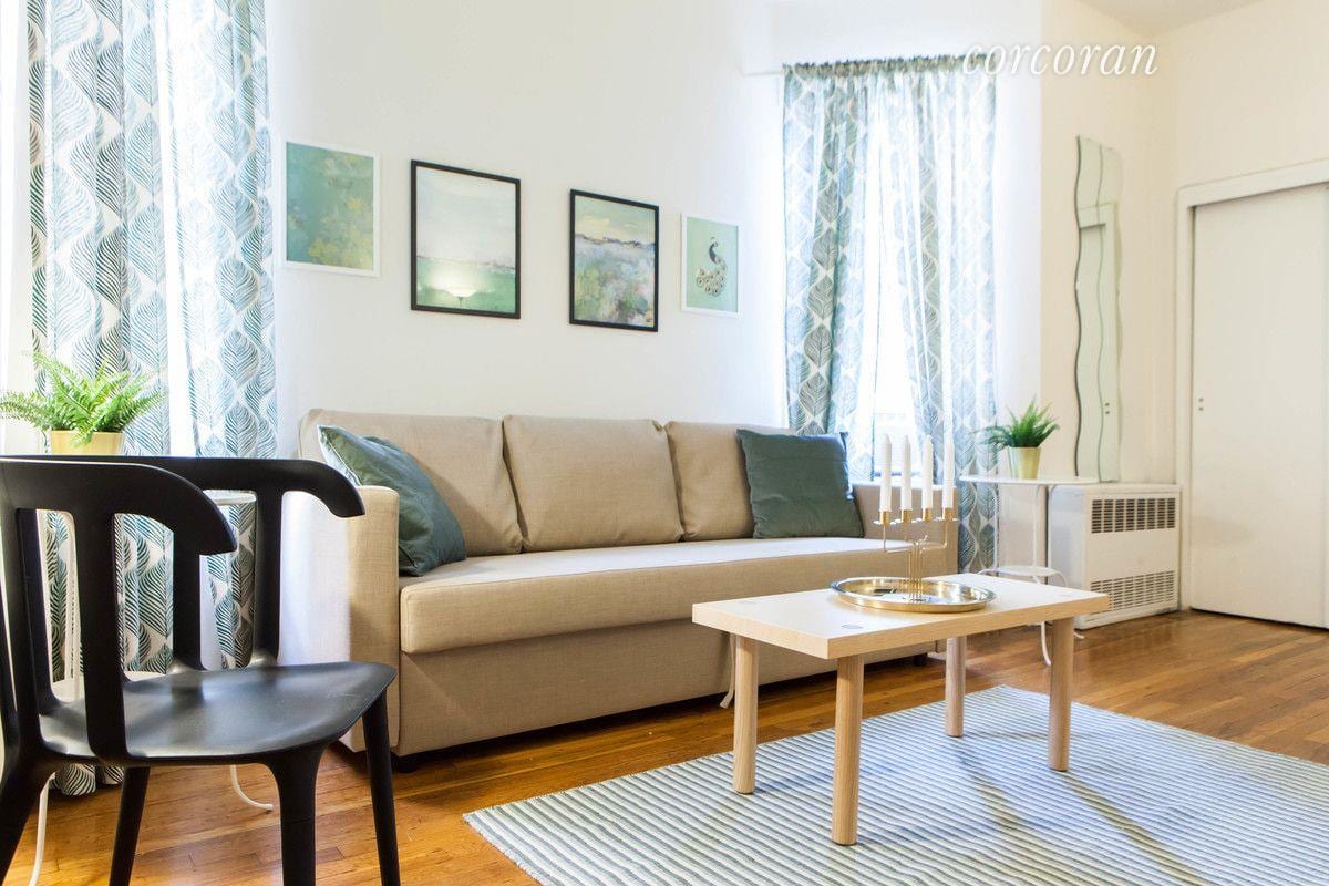 238 East 82nd Street