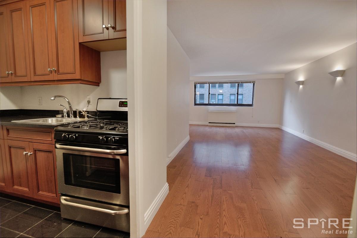 330 West 45th Street