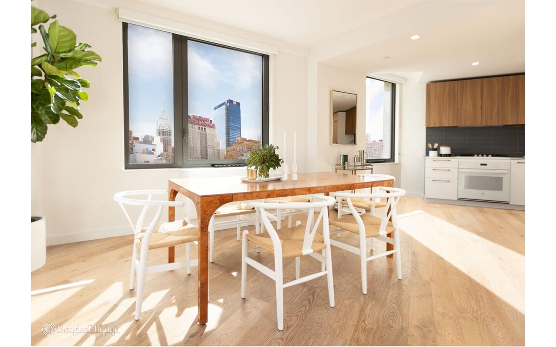 445 West 35th Street