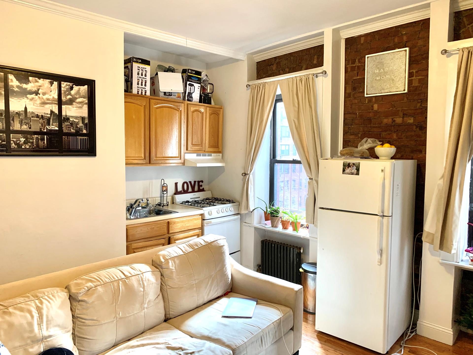 243 East 39th Street