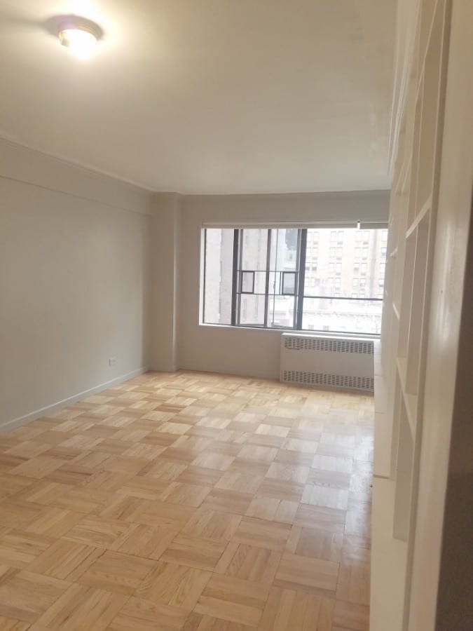 117 East 37th Street