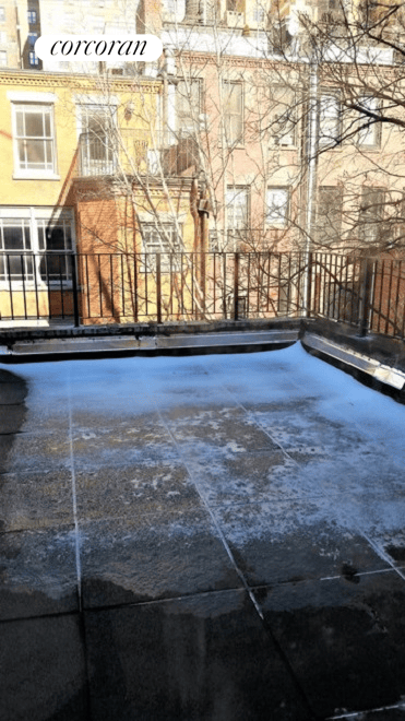 25 West 70th Street
