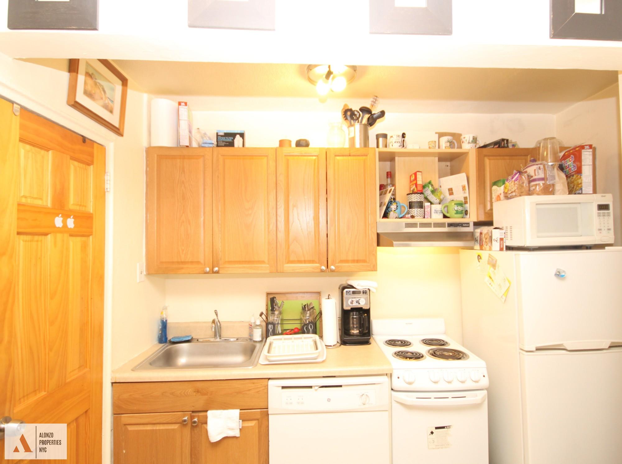 444 West 49th Street