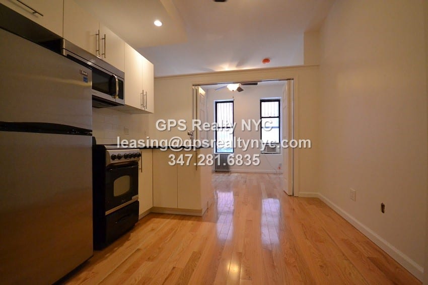 529 West 48th Street