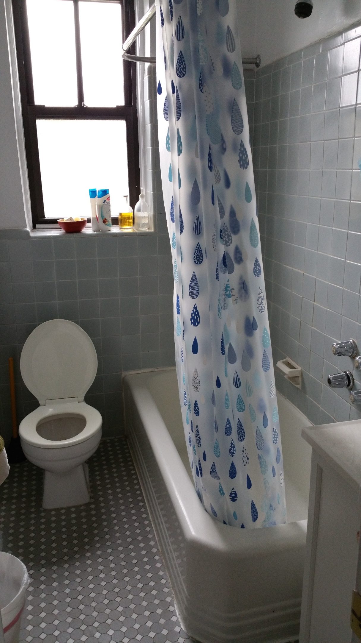 245 East 37th Street