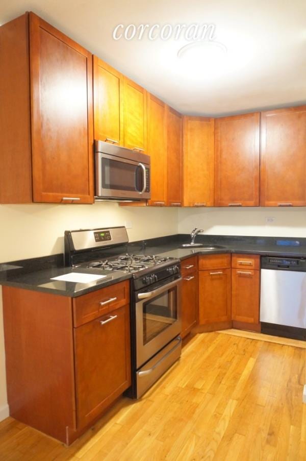 30 East 38 Street