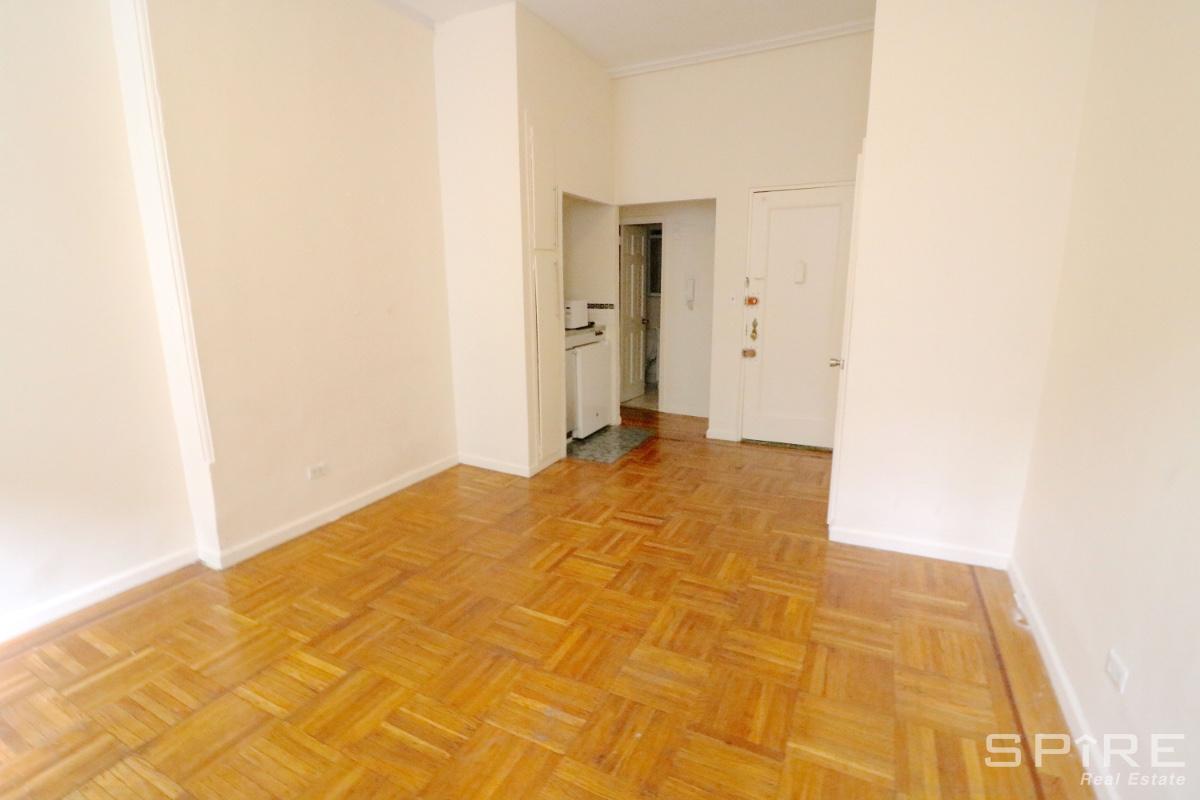 116 West 69th Street