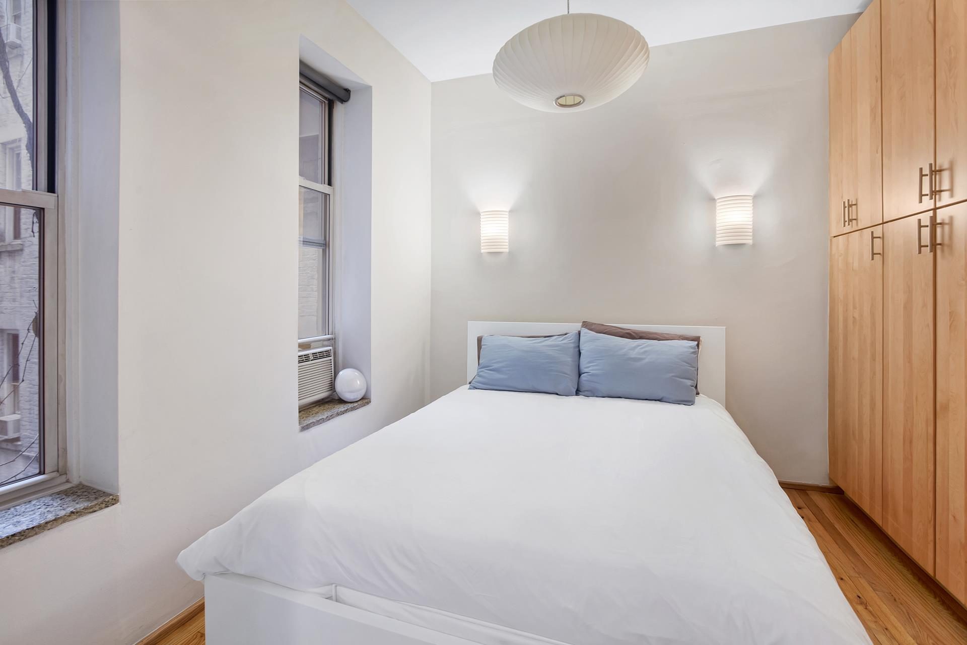 35 East 38th Street