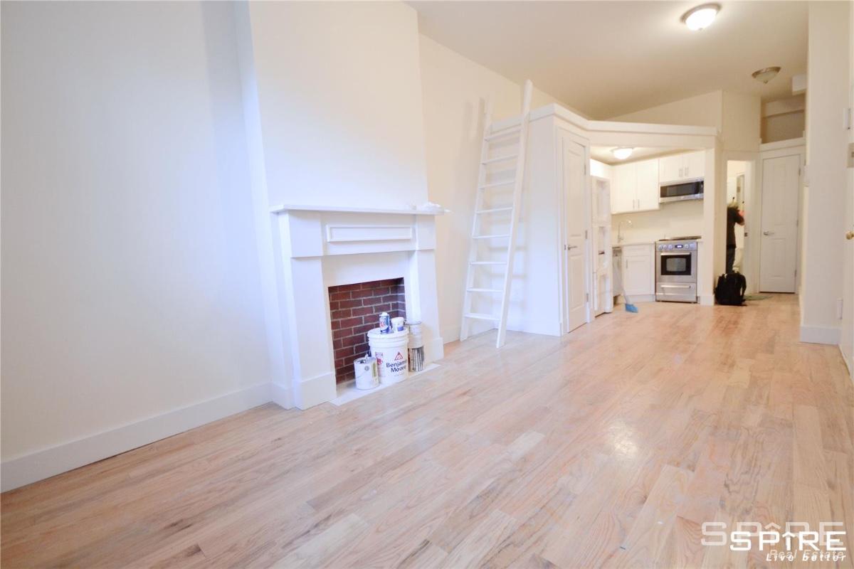 338 West 47th Street