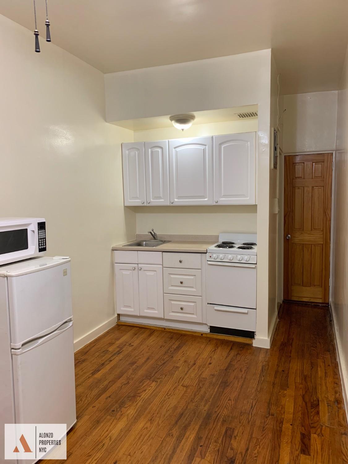 444 West 49th Street