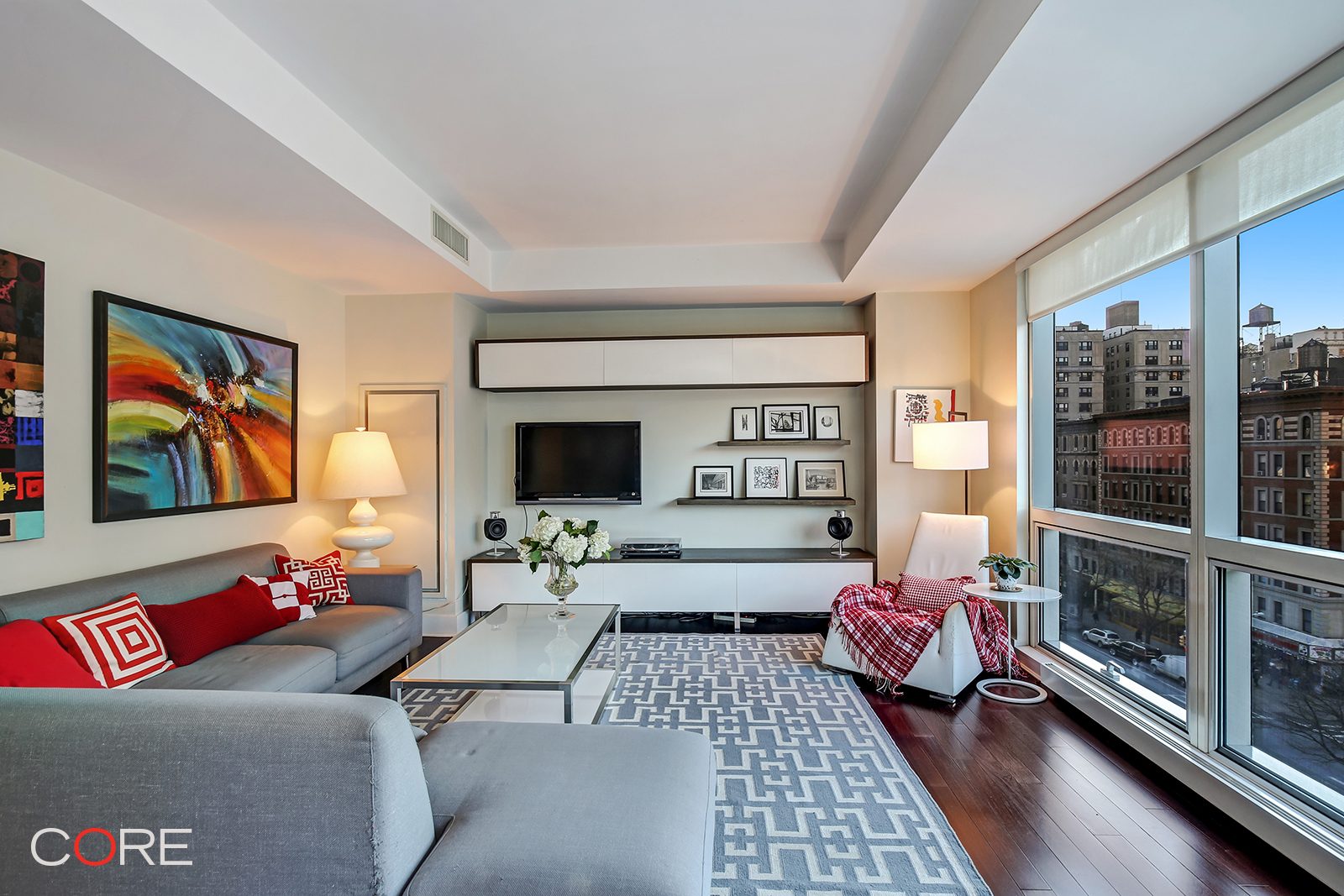 2628 Broadway
