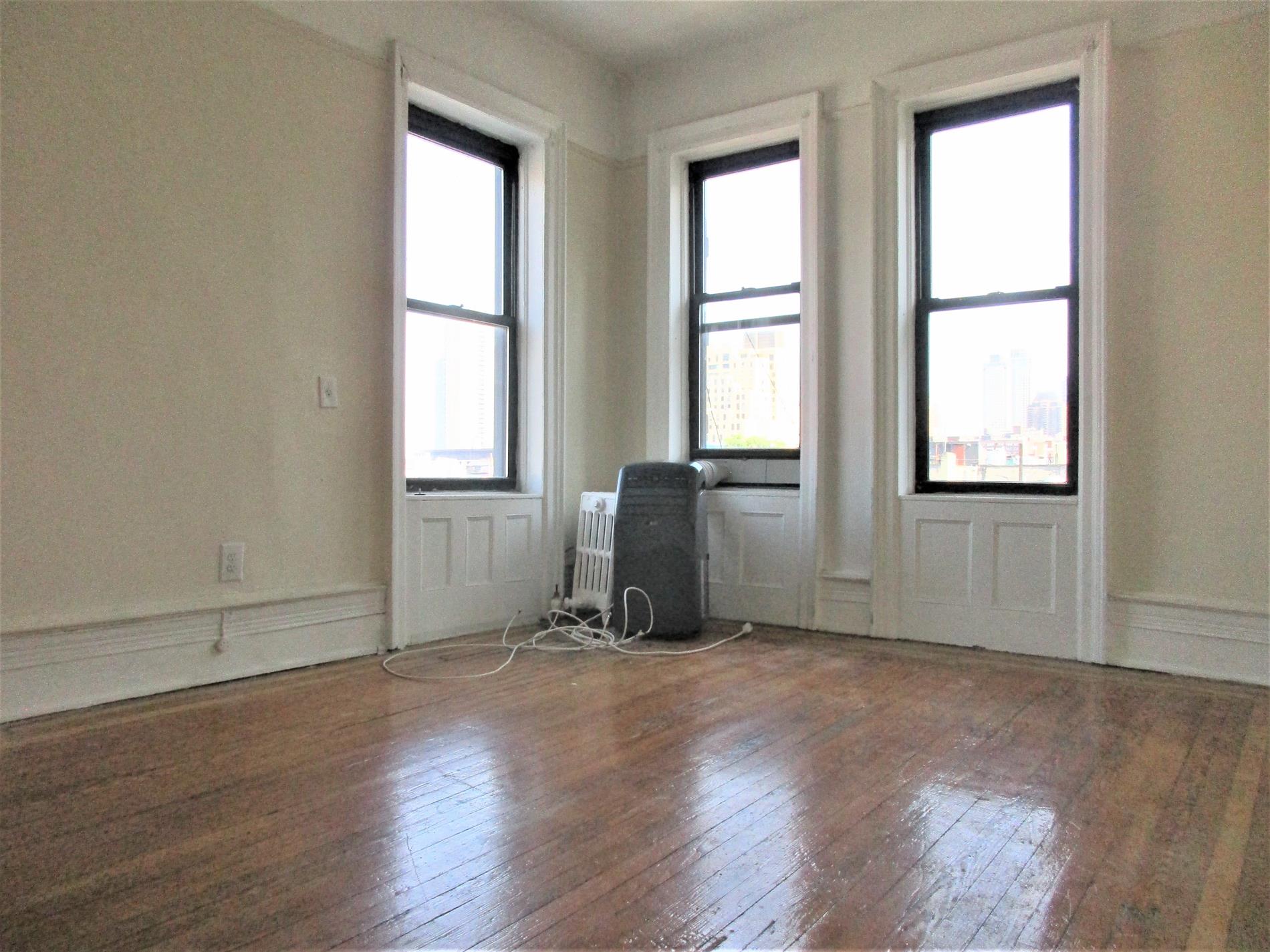 352 West 46th Street