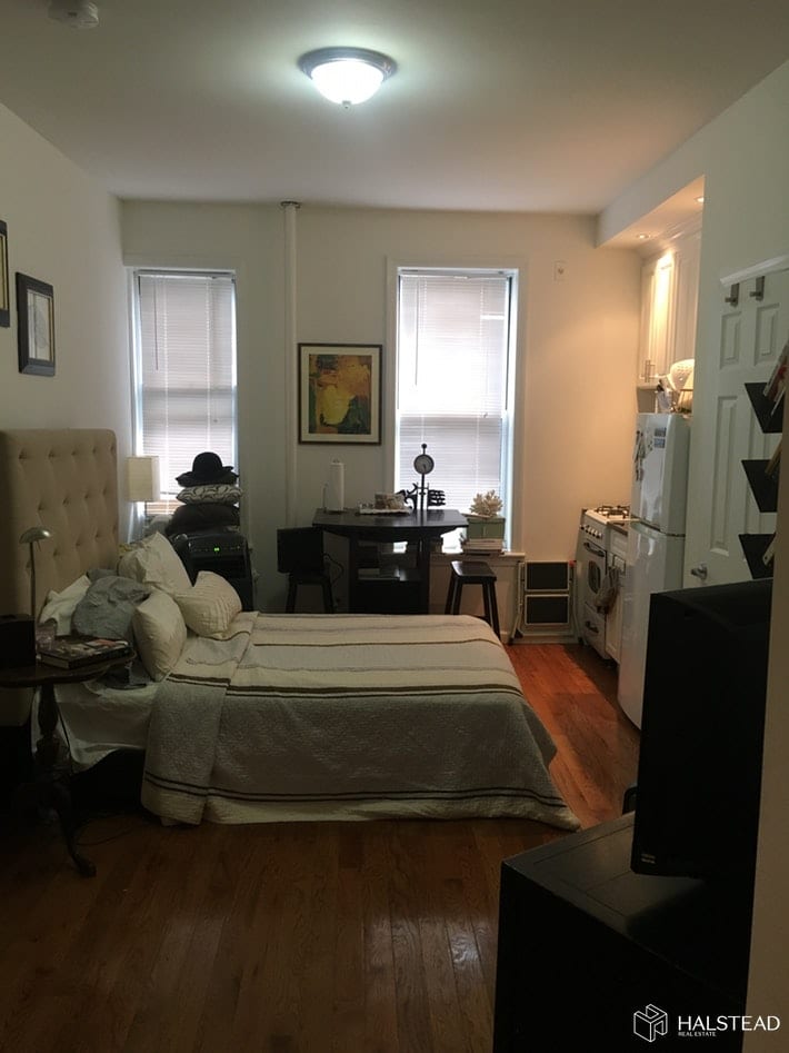 220 East 36th Street