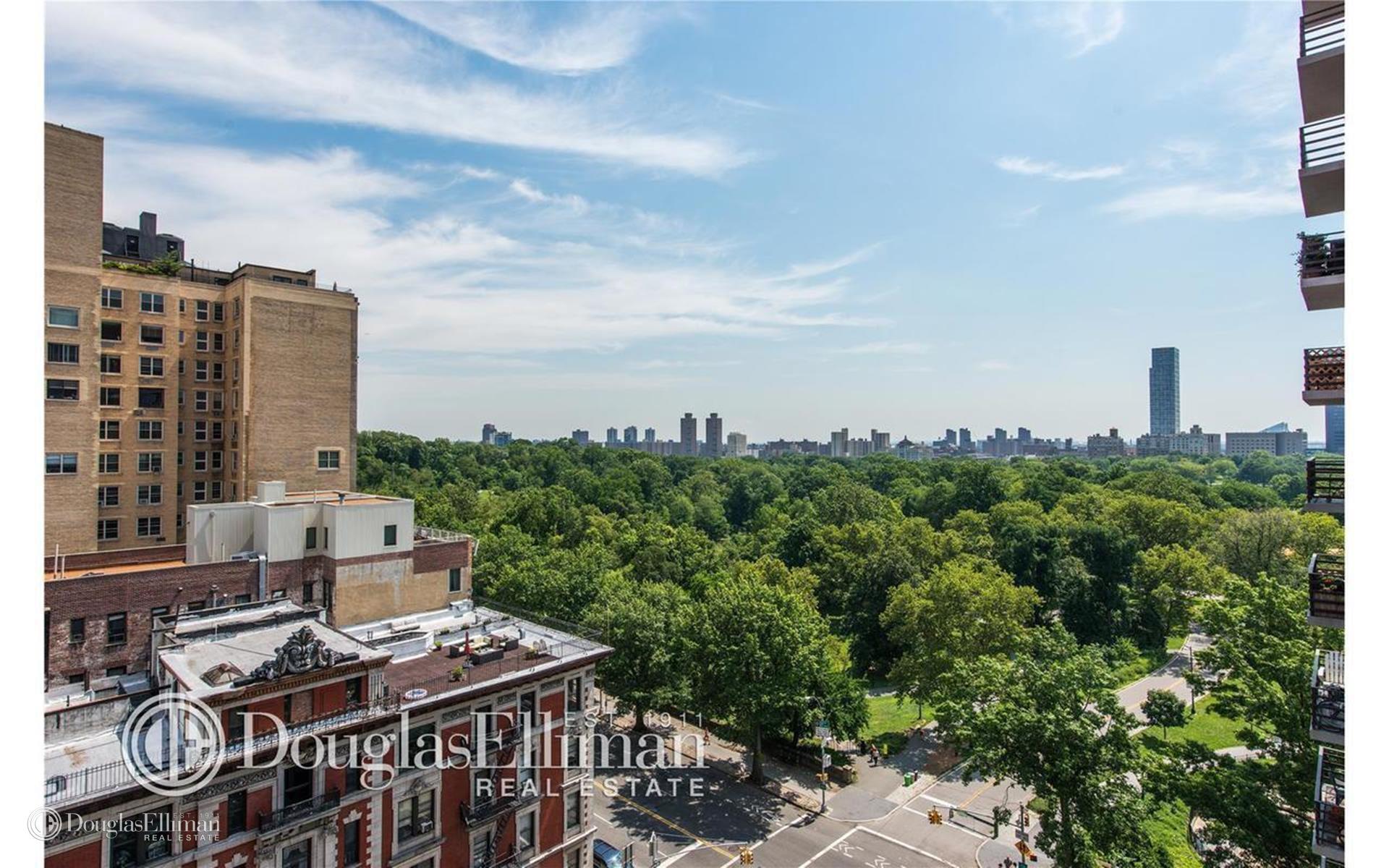 400 Central Park West
