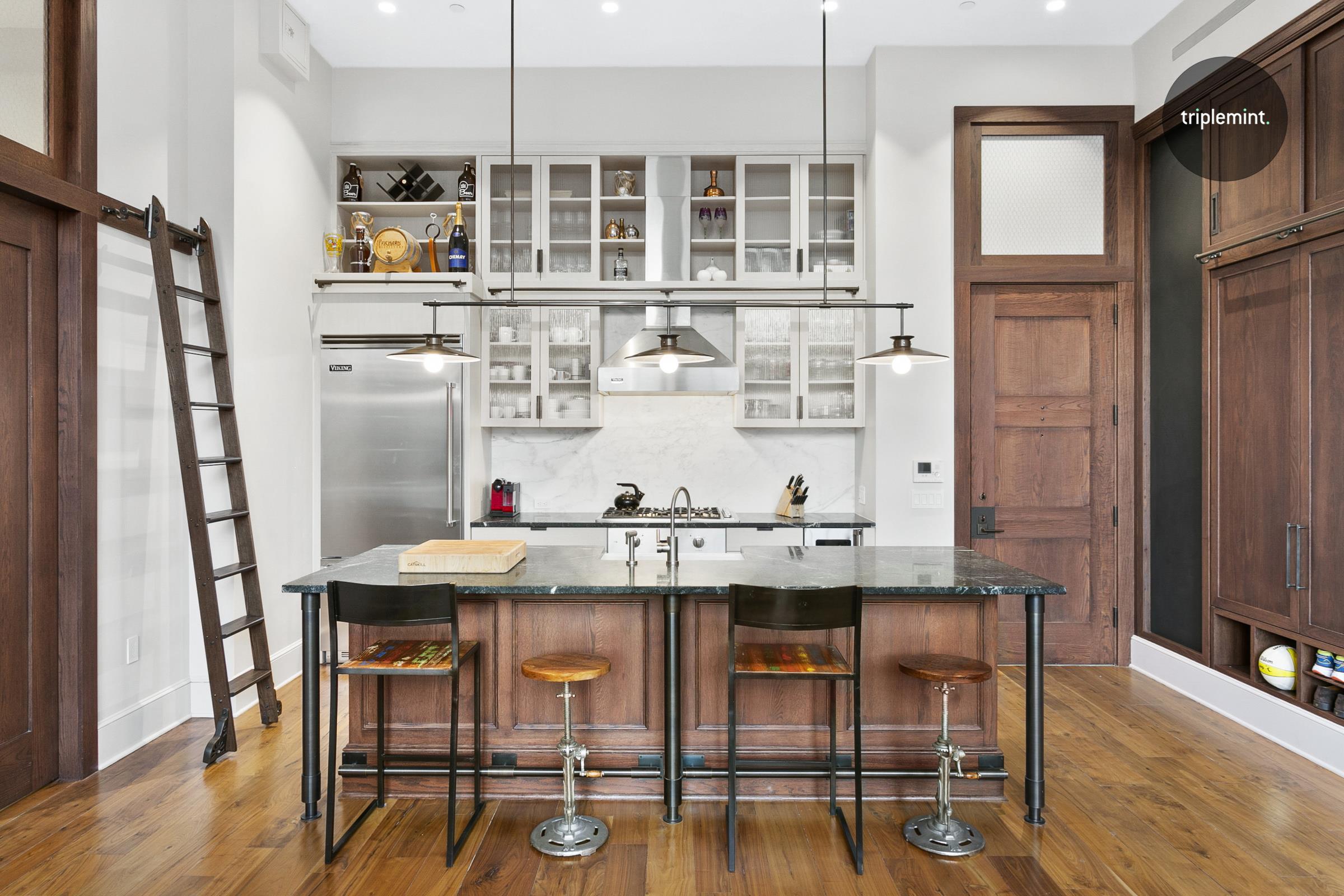 520 West 45th Street