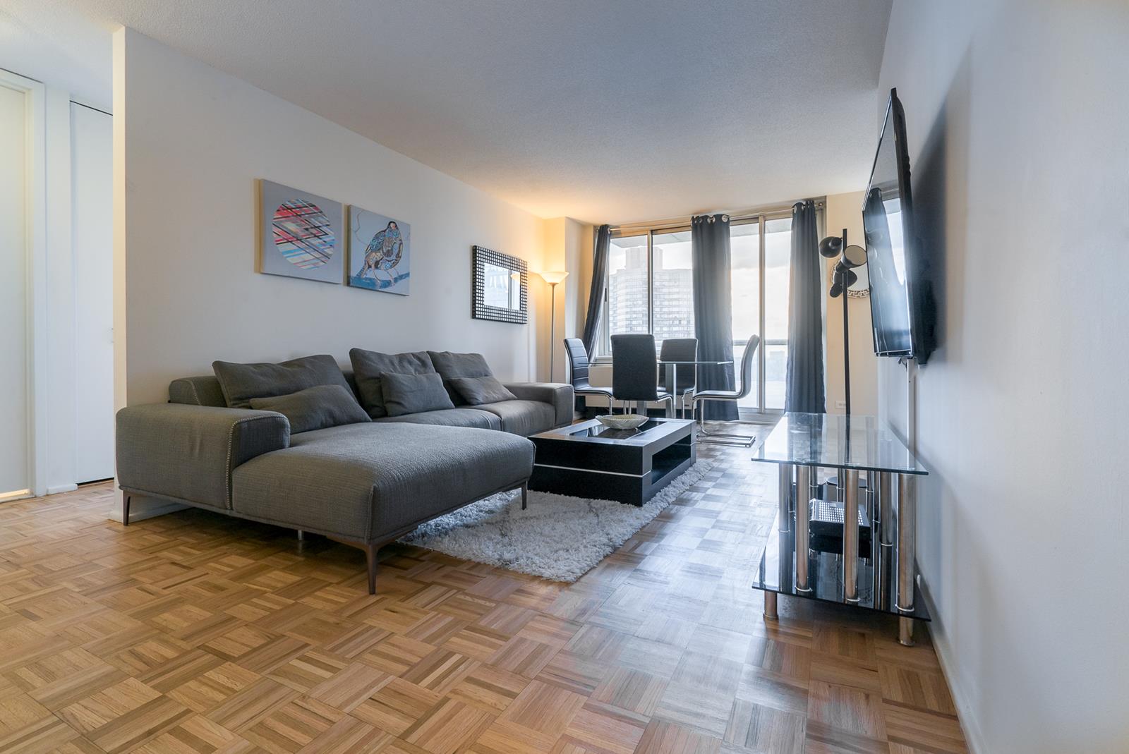 560 West 43rd Street