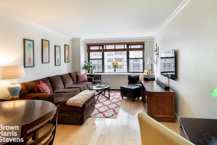 305 East 40th Street
