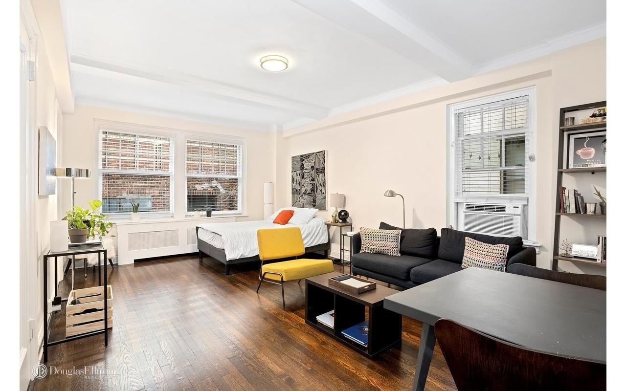 47 East 64th Street