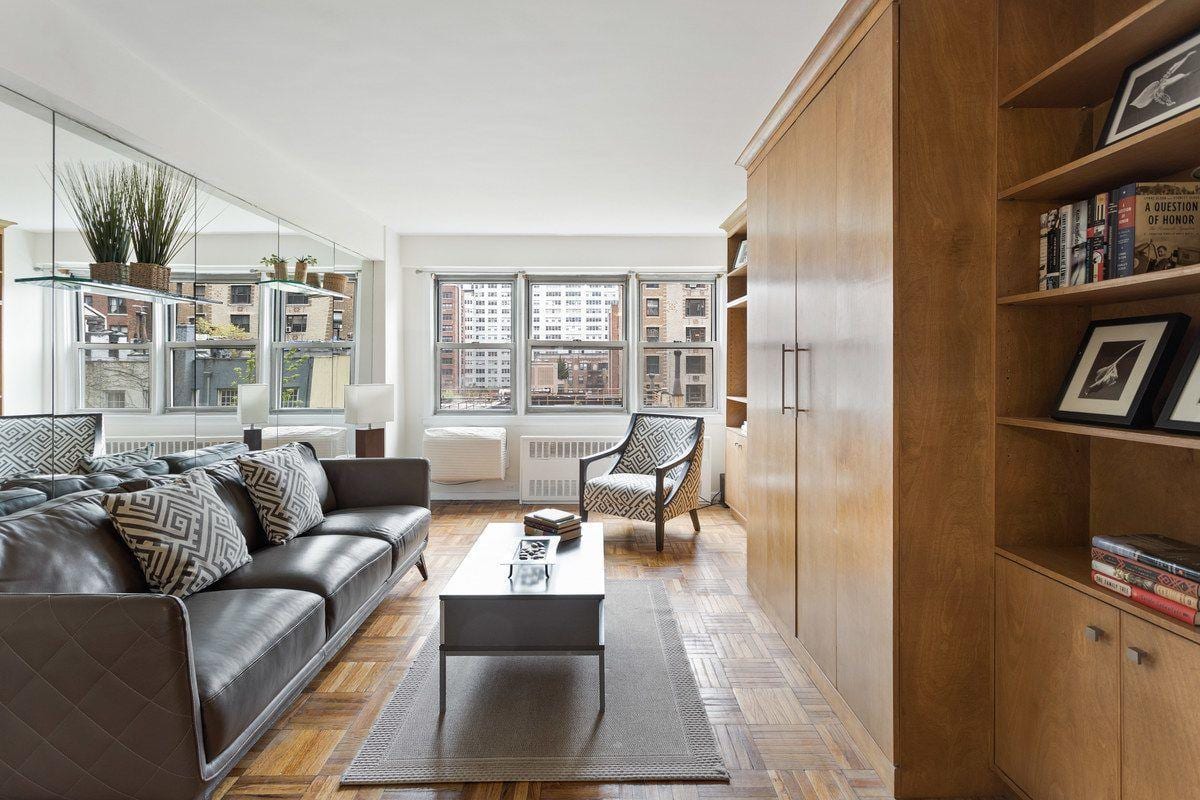 150 East 37th Street